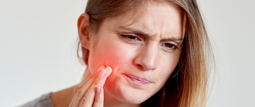 Болит имплант зуба