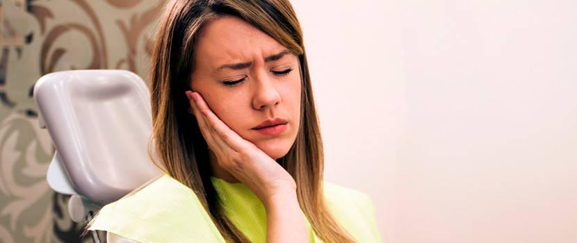 Как снять или уменьшить боль в зубе в домашних условиях: обезболивающие средства для лечения дома