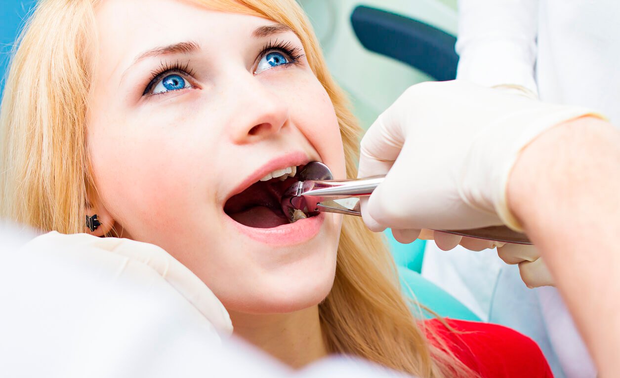 Хирургические методы лечения шатающегося зуба
